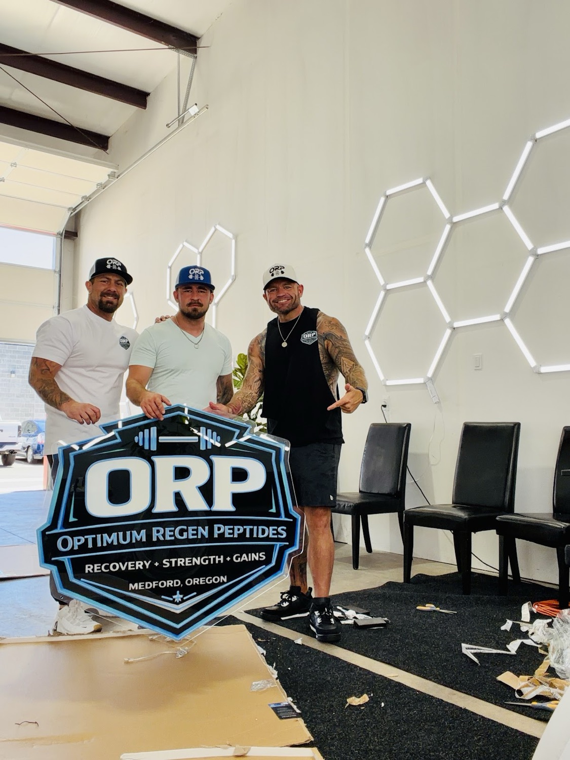 The Optimum ReGen Peptides team at the Medford, Oregon storefront